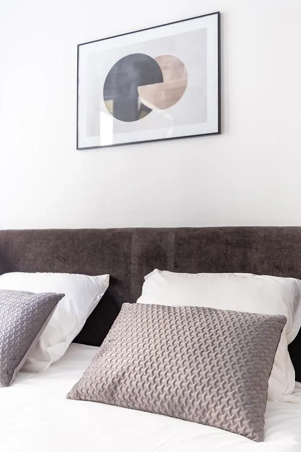 Home Suite Home Pigalle/Saint-Lazare Studio Paris 0*,