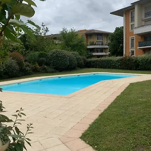 Rose T2, Climatisation,parking Prive, Piscine, Wifi , Confort , Toulouse France