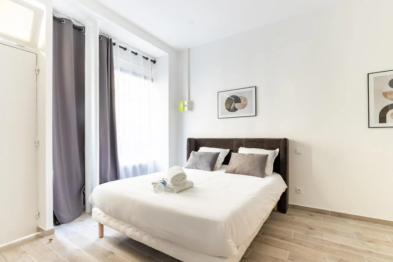 Hsh Ballu - Saint-Lazare Cosy Studio Apartment Paris France